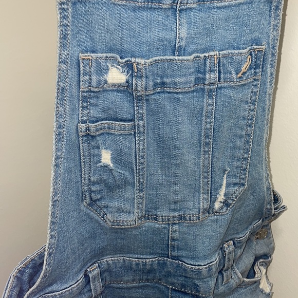 Garage Overall Shorts - Picture 2 of 8